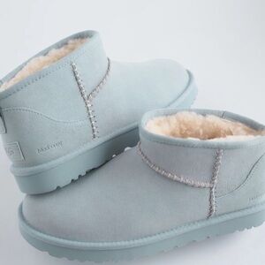Ugg with Exclusive Madhappy Collab. Light Blue